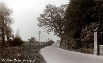 Carlton Road showing part of entrance to Harrold Hall about 1920